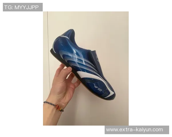 足球明星的球鞋背后故事与设计理念探秘让你更了解他们的运动风采与个性